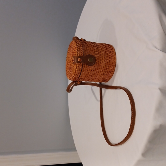 Preowned Straw Rattan Crossbody Bag Woven Wicker Purse Handbag Summer - Picture 3 of 7